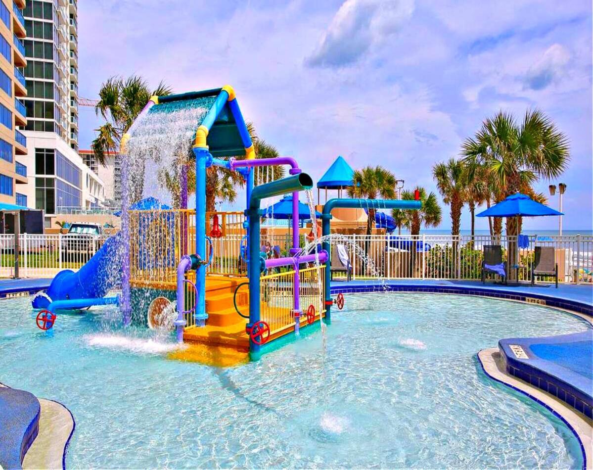 2 Bedroom Resort Condo Direct Oceanfront Wyndham Ocean Walk - Daytona Funland 2226 Daytona Beach Exterior photo