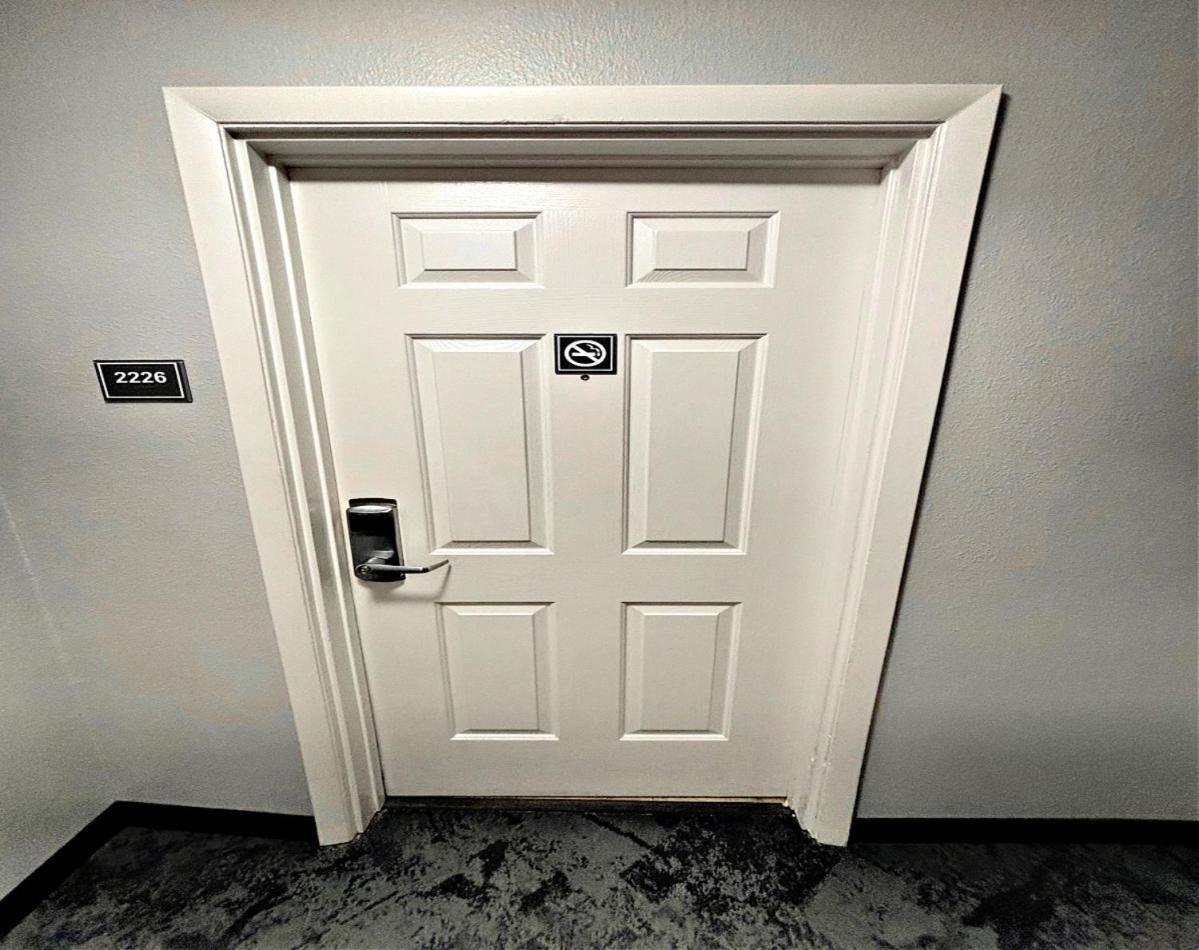 2 Bedroom Resort Condo Direct Oceanfront Wyndham Ocean Walk - Daytona Funland 2226 Daytona Beach Exterior photo